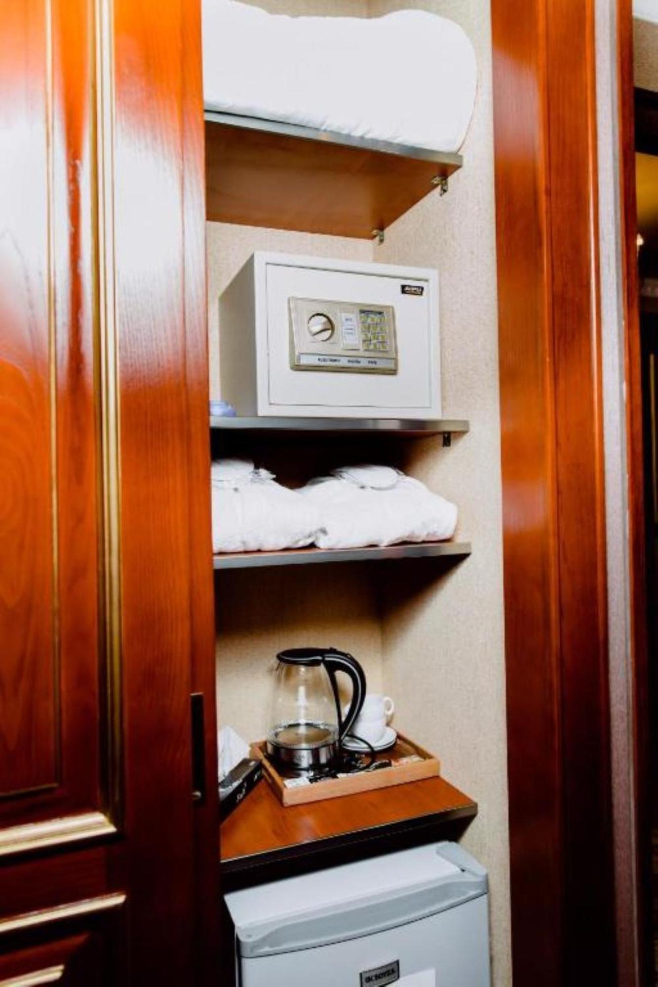 Royal Antique Boutique Hotel Baku Bagian luar foto