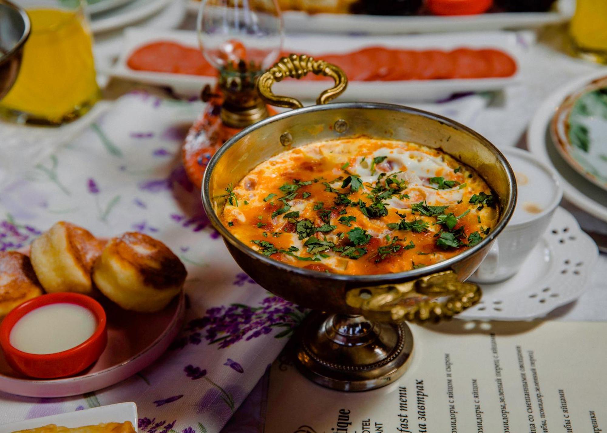 Royal Antique Boutique Hotel Baku Bagian luar foto